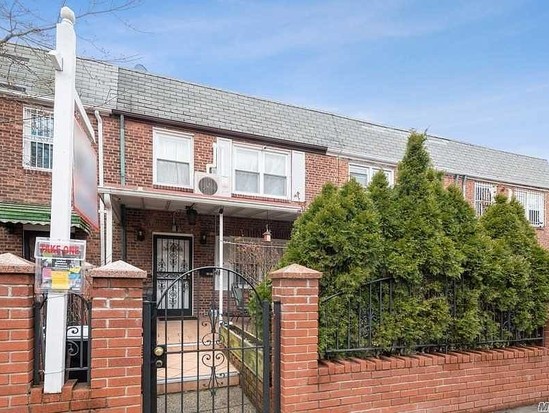 Single-family for Sale Forest Hills, Queens