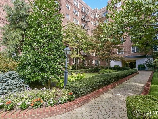 Condo for Sale Forest Hills, Queens