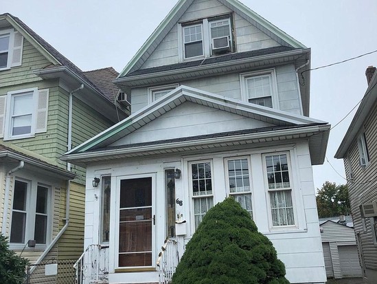 Single-family for Pre-foreclosure / auction Westerleigh, Staten Island