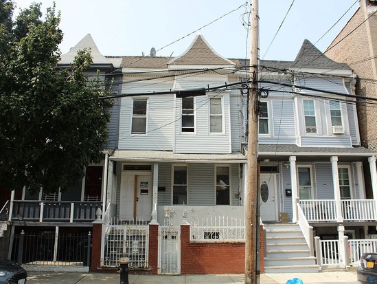 Single-family for Sale Woodstock, Bronx