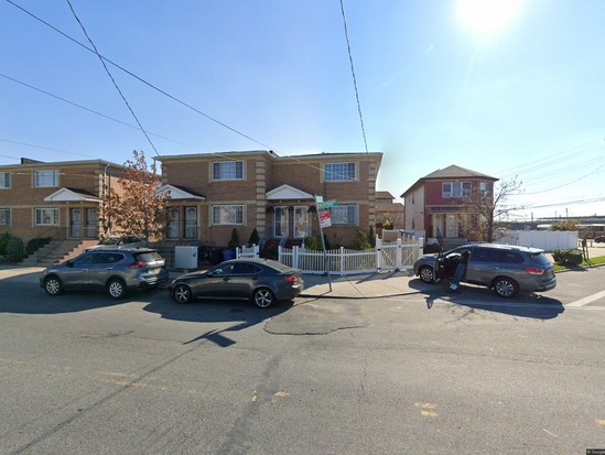 Multi-family for Pre-foreclosure / auction East New York, Brooklyn