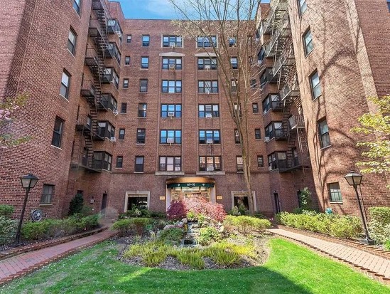 Condo for Sale Forest Hills, Queens