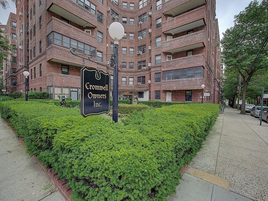 Condo for Sale Forest Hills, Queens