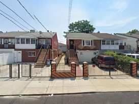 Home for Pre-foreclosure Arverne, Queens