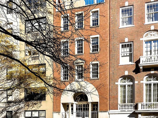 Townhouse for Sale Upper East Side, Manhattan