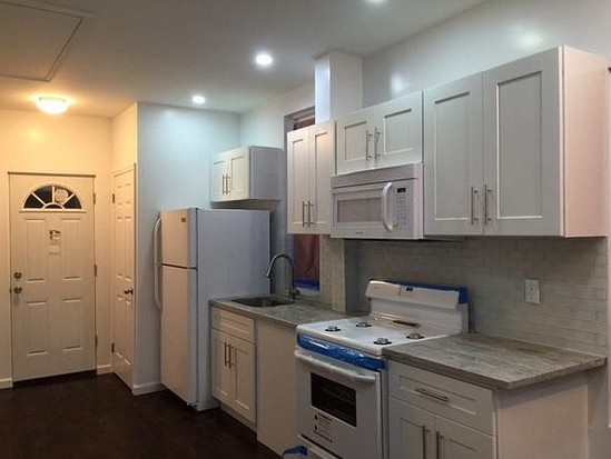 Single-family for Sale Sheepshead Bay, Brooklyn