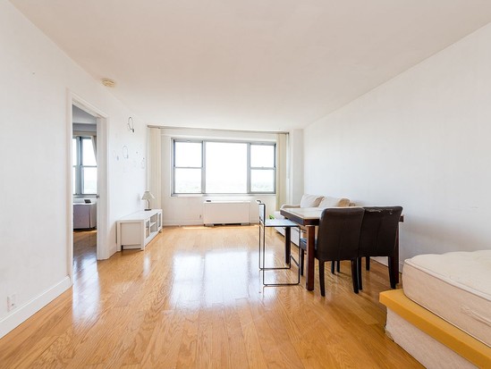 Condo for Sale Forest Hills, Queens