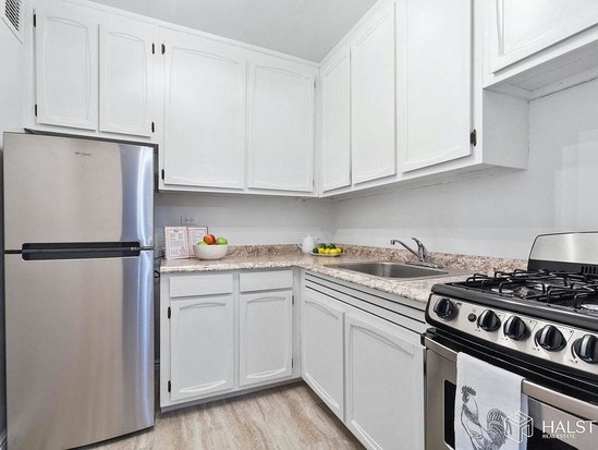 Condo for Sale Forest Hills, Queens