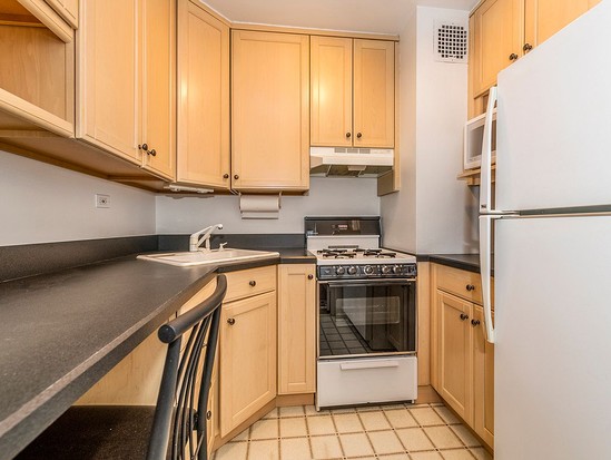 Condo for Sale Forest Hills, Queens