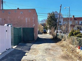 Home for Sale Maspeth, Queens