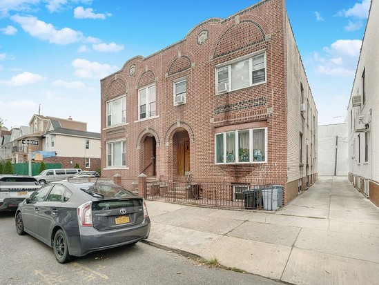 Multi-family for Sale Bensonhurst, Brooklyn