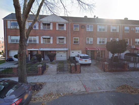 Multi-family for Pre-foreclosure East Elmhurst, Queens