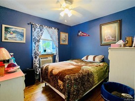 Home for Sale Throggs Neck, Bronx