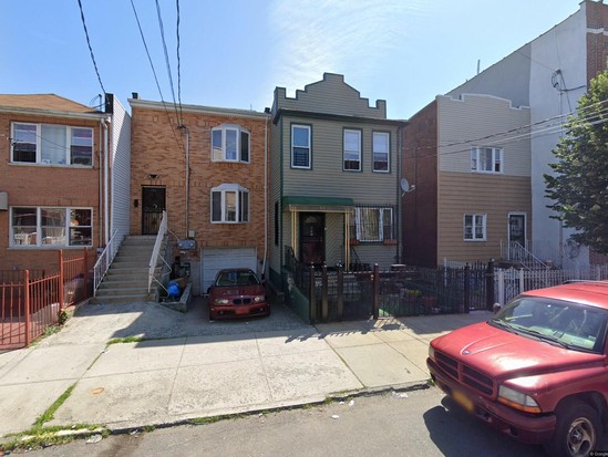 Multi-family for Pre-foreclosure / auction East New York, Brooklyn