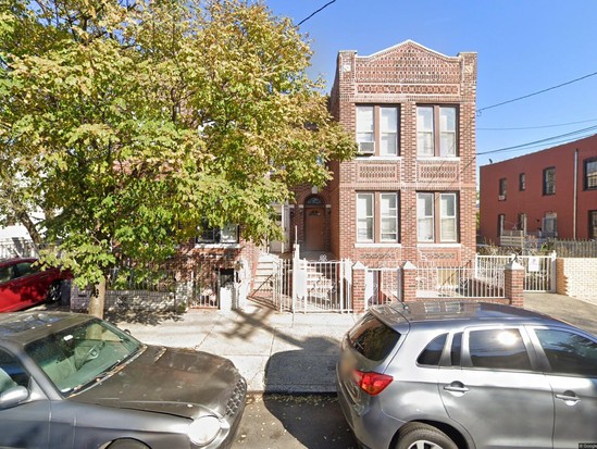 Multi-family for Pre-foreclosure / auction East New York, Brooklyn