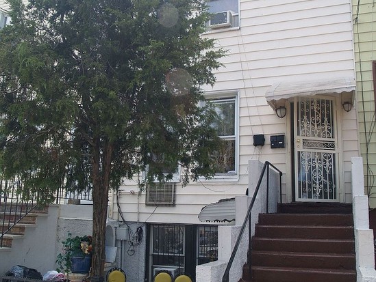 Multi-family for Pre-foreclosure / auction Port Morris, Bronx