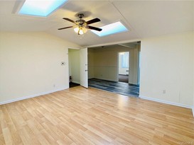 Home for Sale Throggs Neck, Bronx