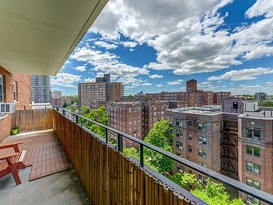 Home for Sale Forest Hills, Queens