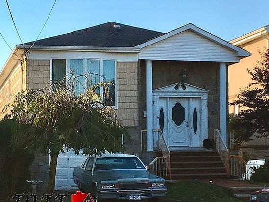 Single-family for Sale Bergen Beach, Brooklyn