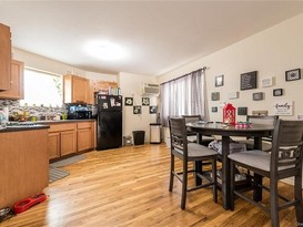 Home for Sale Throggs Neck, Bronx