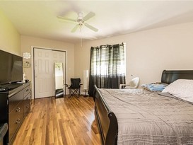 Home for Sale Throggs Neck, Bronx