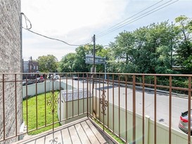 Home for Sale Throggs Neck, Bronx