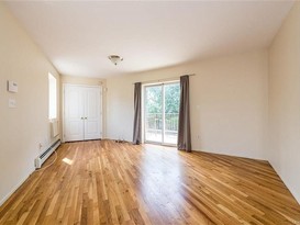 Home for Sale Throggs Neck, Bronx