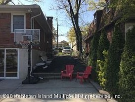 Home for Pre-foreclosure Richmond Town, Staten Island