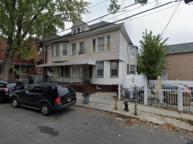 Home for Pre-foreclosure / auction Williamsbridge, Bronx