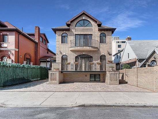 Single-family for Sale Manhattan Beach, Brooklyn