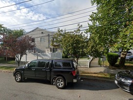 Home for Pre-foreclosure / auction Rossville, Staten Island