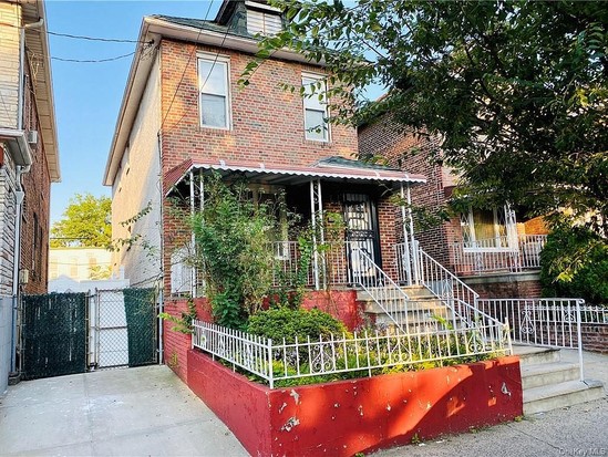 Single-family for Sale Soundview, Bronx