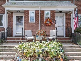 Home for Sale Glen Oaks, Queens