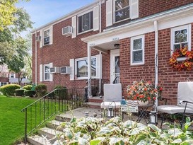 Home for Sale Glen Oaks, Queens