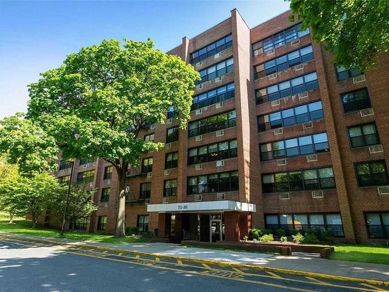 Condo for Sale Oakland Gardens, Queens