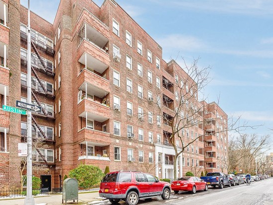 Condo for Sale Forest Hills, Queens