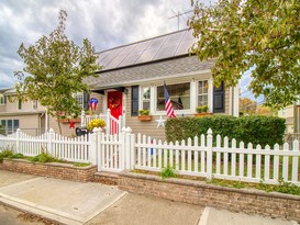 Home for Sale Travis, Staten Island