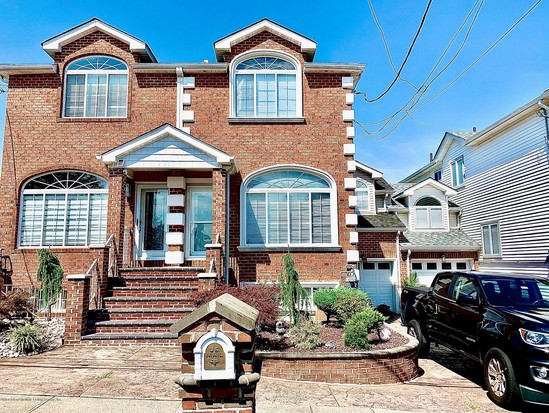 Single-family for Sale Tottenville, Staten Island