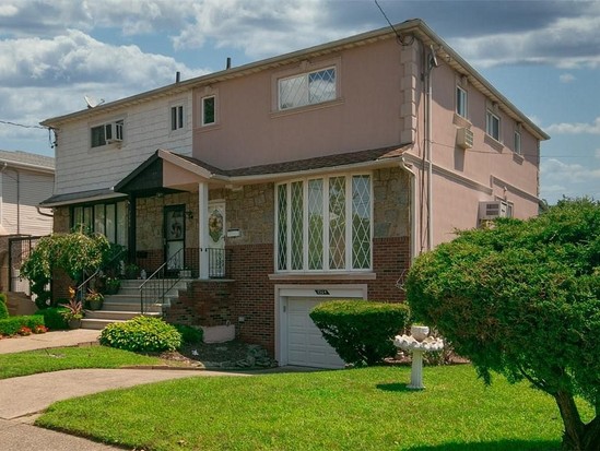 Single-family for Sale Bergen Beach, Brooklyn