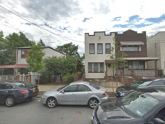 Multi-family for Pre-foreclosure / auction Canarsie, Brooklyn