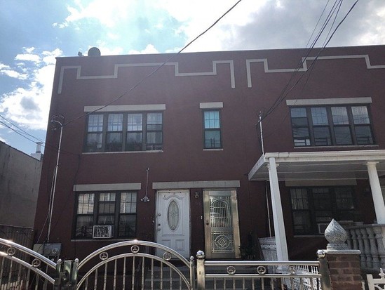 Single-family for Pre-foreclosure / auction Canarsie, Brooklyn