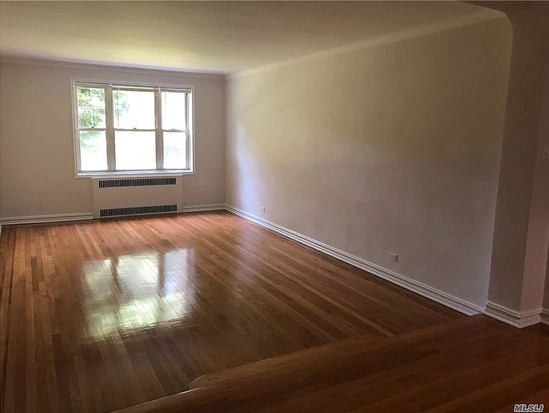 Condo for Sale Forest Hills, Queens