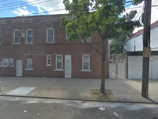 Multi-family for Sale Woodhaven, Queens