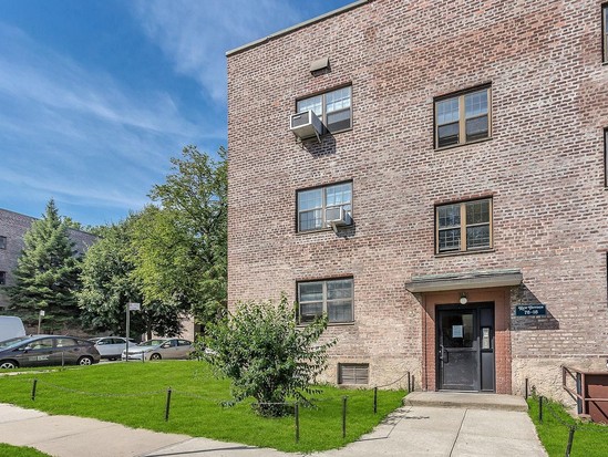 Condo for Sale Kew Gardens Hills, Queens