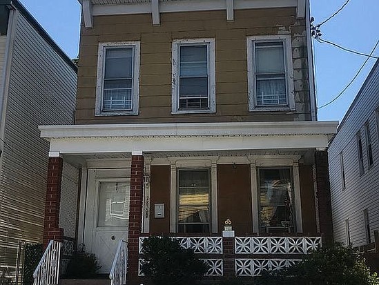 Single-family for Sale Woodhaven, Queens