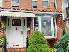 Home for Sale Glendale, Queens