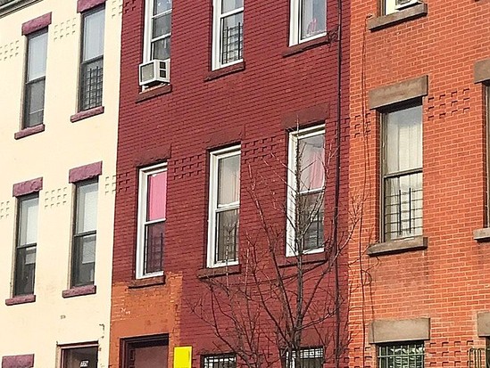 Townhouse for Pre-foreclosure / auction Bedford Stuyvesant, Brooklyn