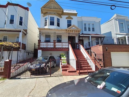 Single-family for Sale East Tremont, Bronx