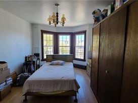 Home for Sale East Tremont, Bronx