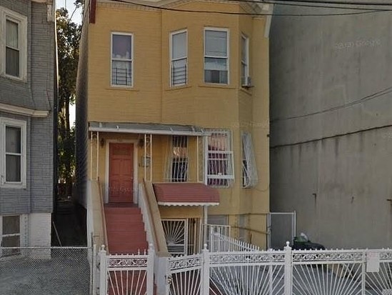 Multi-family for Sale East Tremont, Bronx